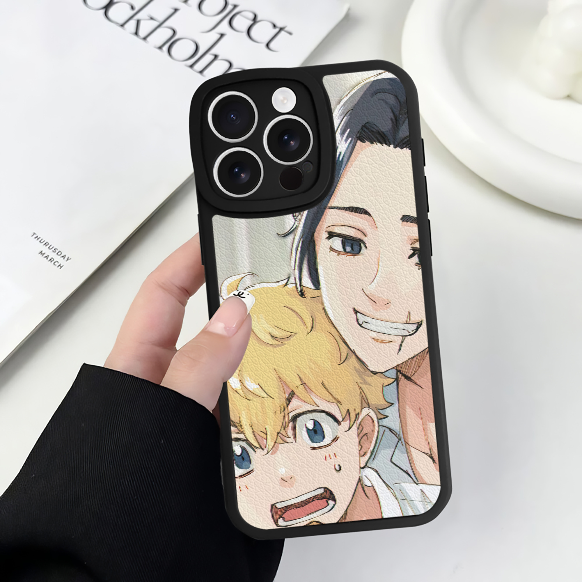 （画像用） 東京リベンジャーズ Tokyo Revengers 【iPhone 16シリーズ対応】シリコンスマホケース（レザー調） 材質：シリコン